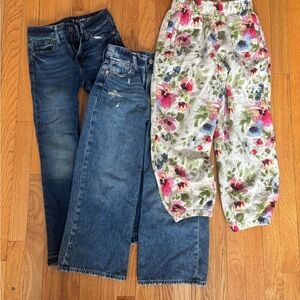 Set of 3 GAP Kids Pants, size 7/8 - jeans & floral joggers - like-new condition